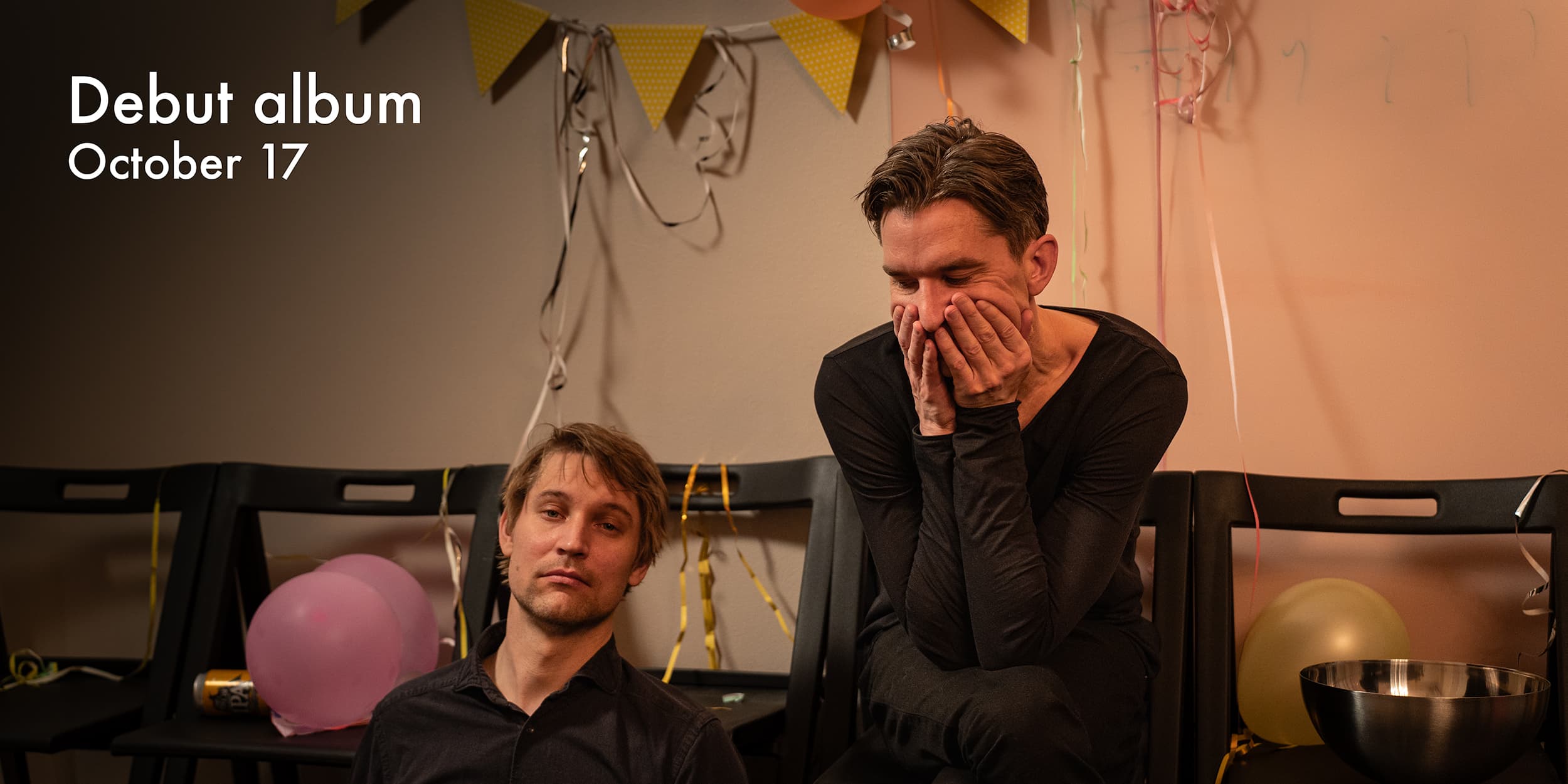 Cover Image for Stockholm Synthpop Duo Covered in Snow Unveils Debut Album "People Always Leave"